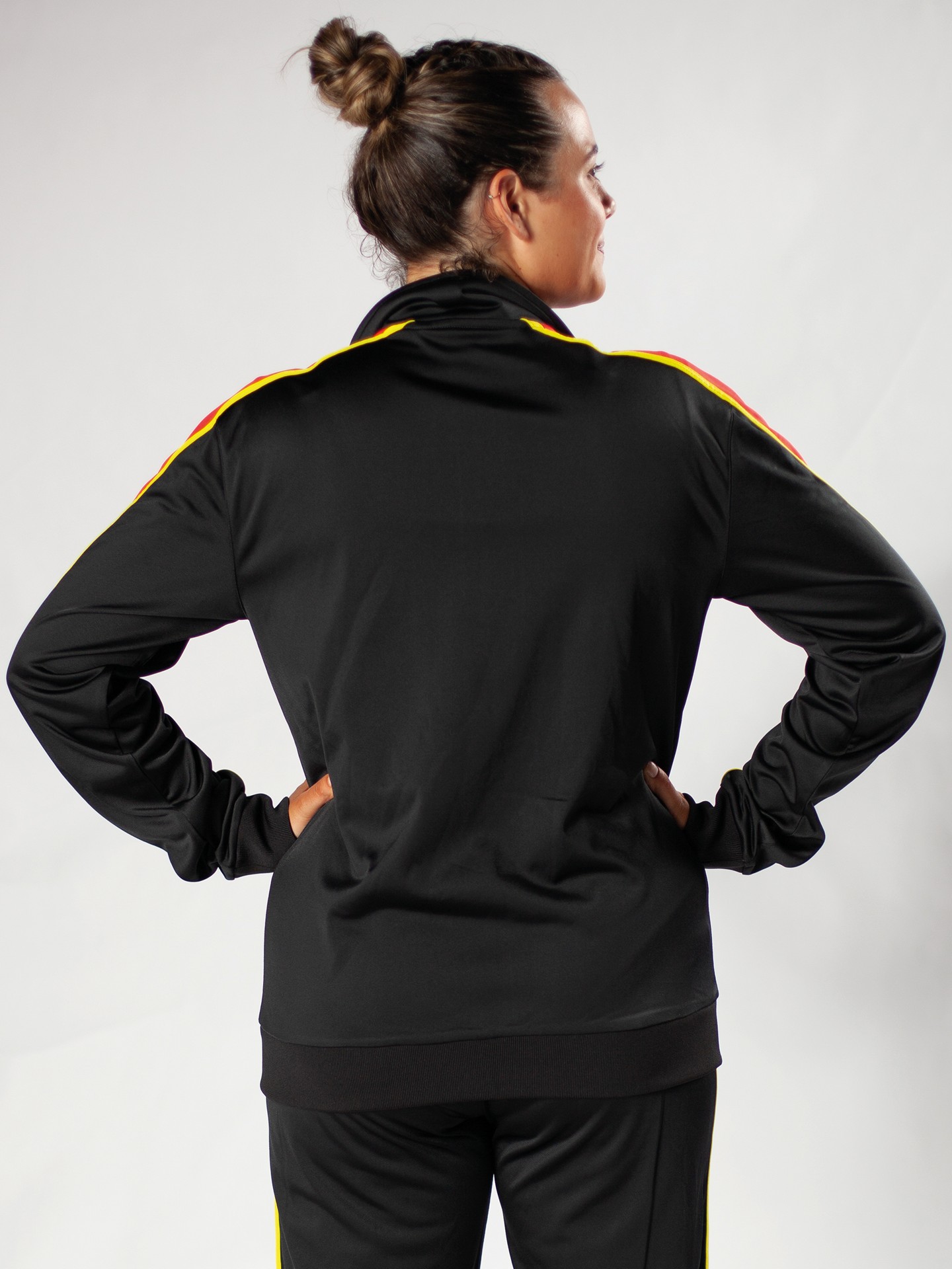 Trainingsanzug Active schwarz/rot/gold