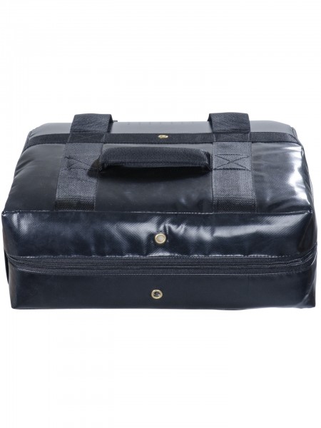 Strike Shield Curved black