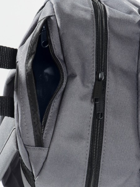 Rucksack mit Bestickung NWTU